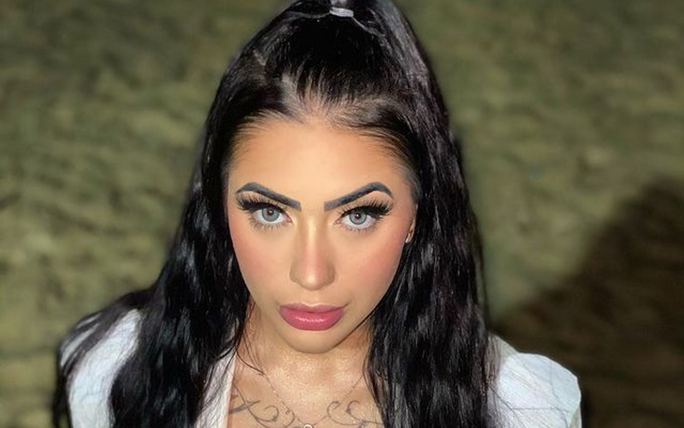 MC Mirella fala sobre cenas de sexo no Privacy; veja fotos