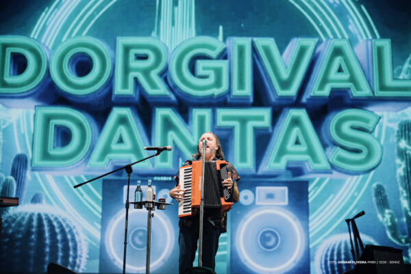 Dorgival Dantas reúne público de 65 mil pessoas no Boa Vista Junina 2026