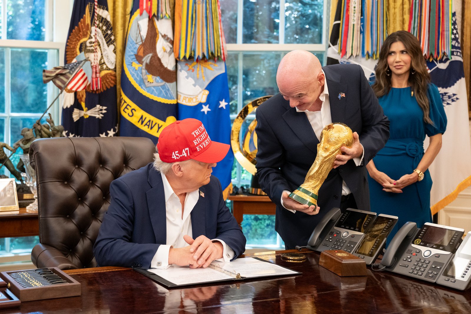 Copa de 2026 expõe escalada de tensões geopolíticas e política migratória em meio a polêmicas internacionais