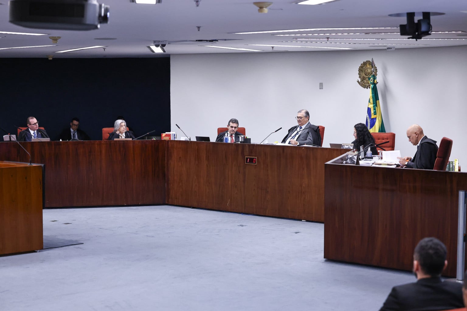 Turma do STF forma maioria para manter decisão de Dino que compromete candidatura de Arthur Henrique