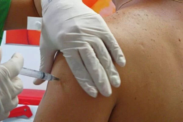 Redenção confirma dois casos de meningite e amplia medidas de prevenção no Pará