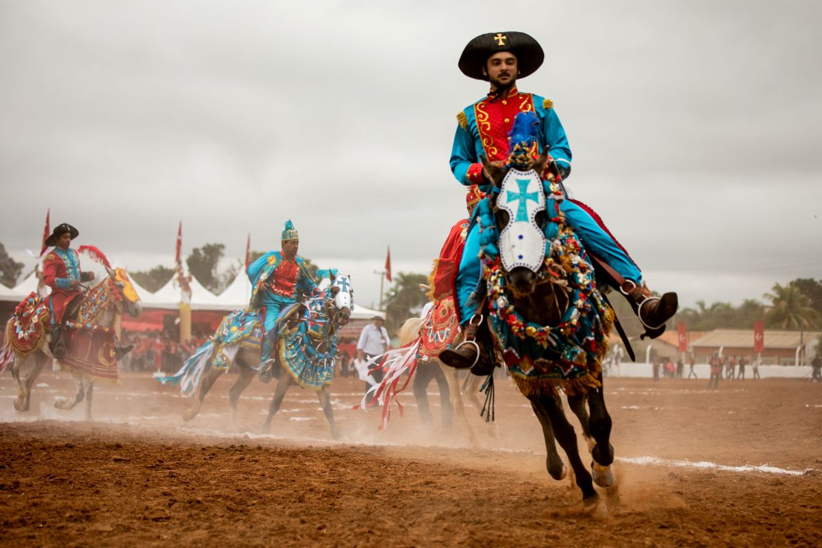 Poconé realiza tradicional Cavalhada no próximo fim de semana…
