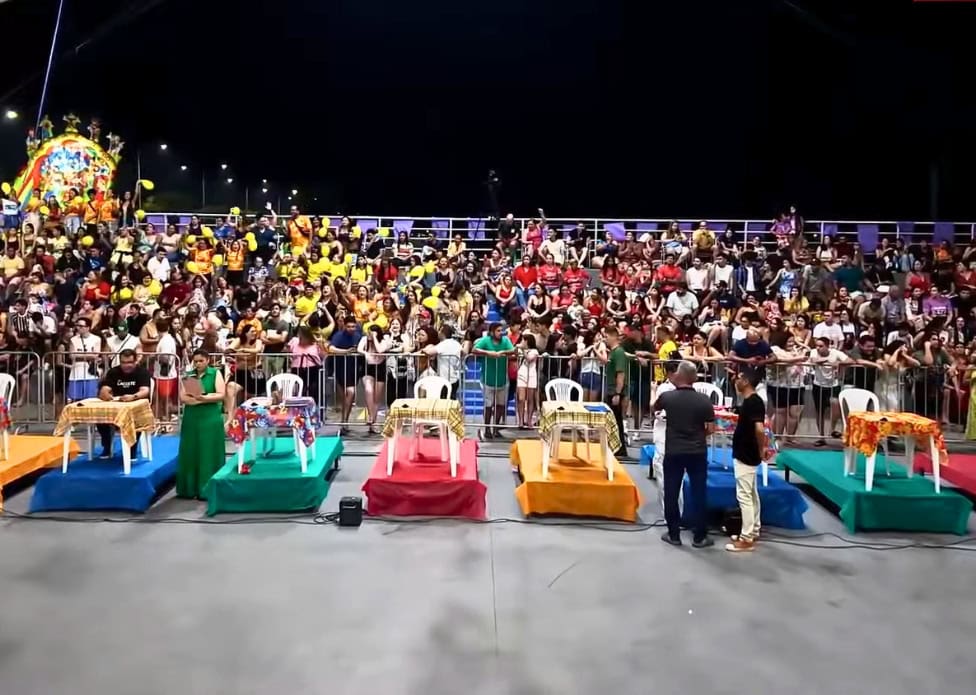 Público lota arquibancadas na grande final do 18º Circuito Junino em Rio Branco
