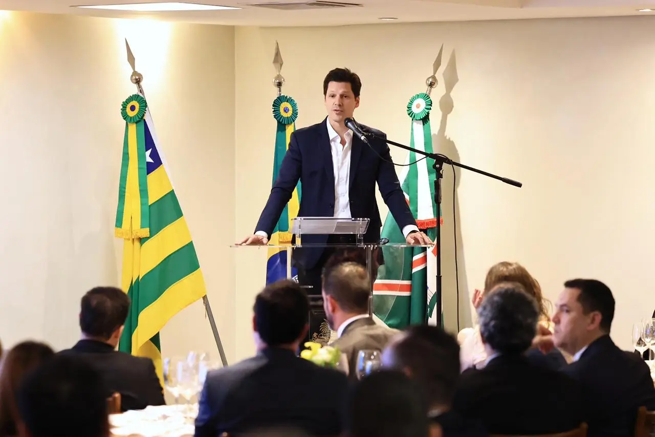 Daniel Vilela anuncia R$ 78 milhões para ampliar centro de inteligência artificial em Goiás até 2031