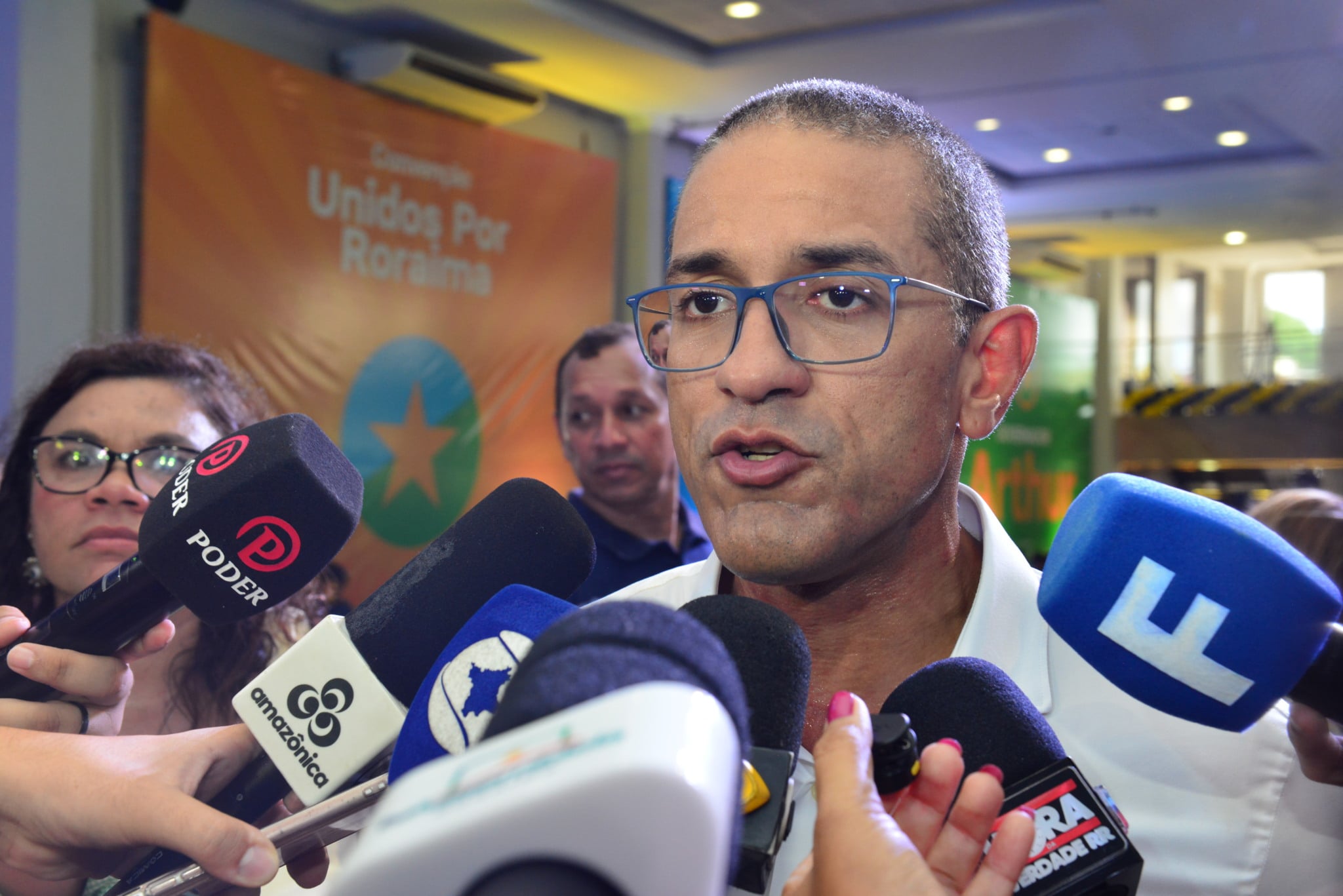 Juiz nega pedido contra proibição da campanha de Arthur Henrique