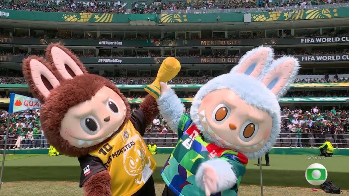 O que é Labubu? Conheça o monstrinho que dividiu atenções com a abertura da Copa