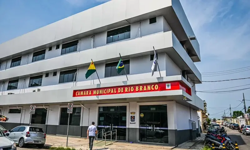 Câmara de Rio Branco cria comissão e inicia preparação para concurso público