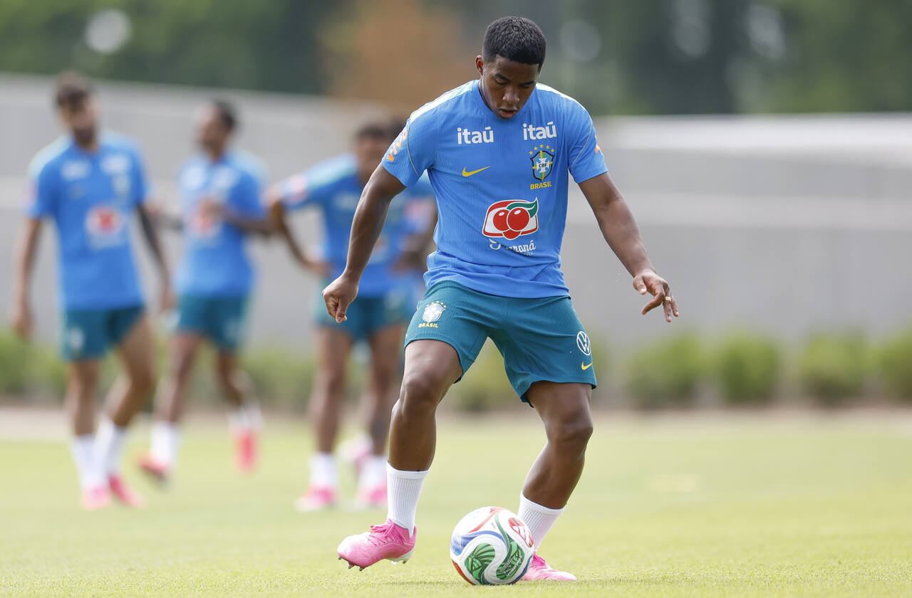 Endrick ultrapassa Neymar e lidera buscas após estreia do Brasil na Copa