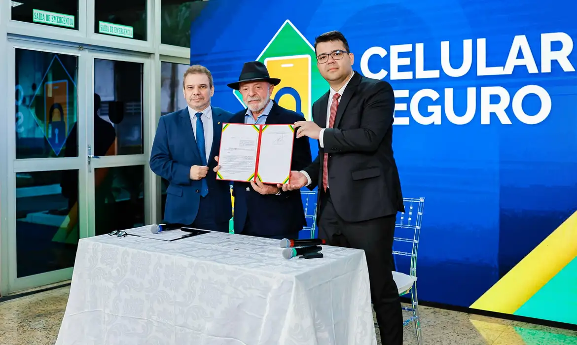 Novo banco nacional vai monitorar celulares roubados em todo o Brasil