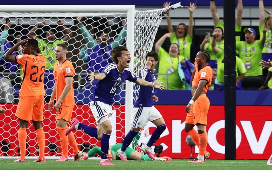 Japão e Holanda empatam em jogo emocionante e ficam no 2 a 2