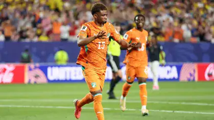 Com gol no fim, Costa do Marfim bate Equador e quebra tabu na Copa do Mundo