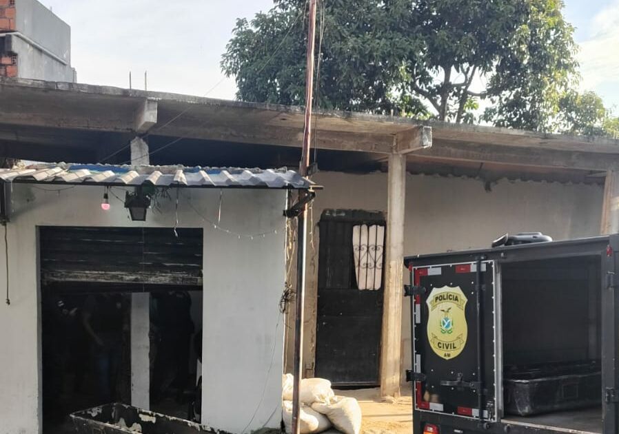 Homem é executado a tiros dentro de oficina no Grande Vitória