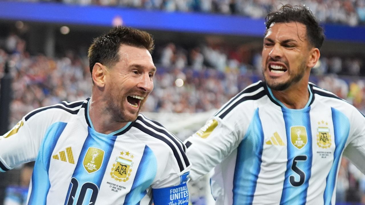 Messi faz dois contra a Áustria, se isola na artilharia das Copas e classifica Argentina