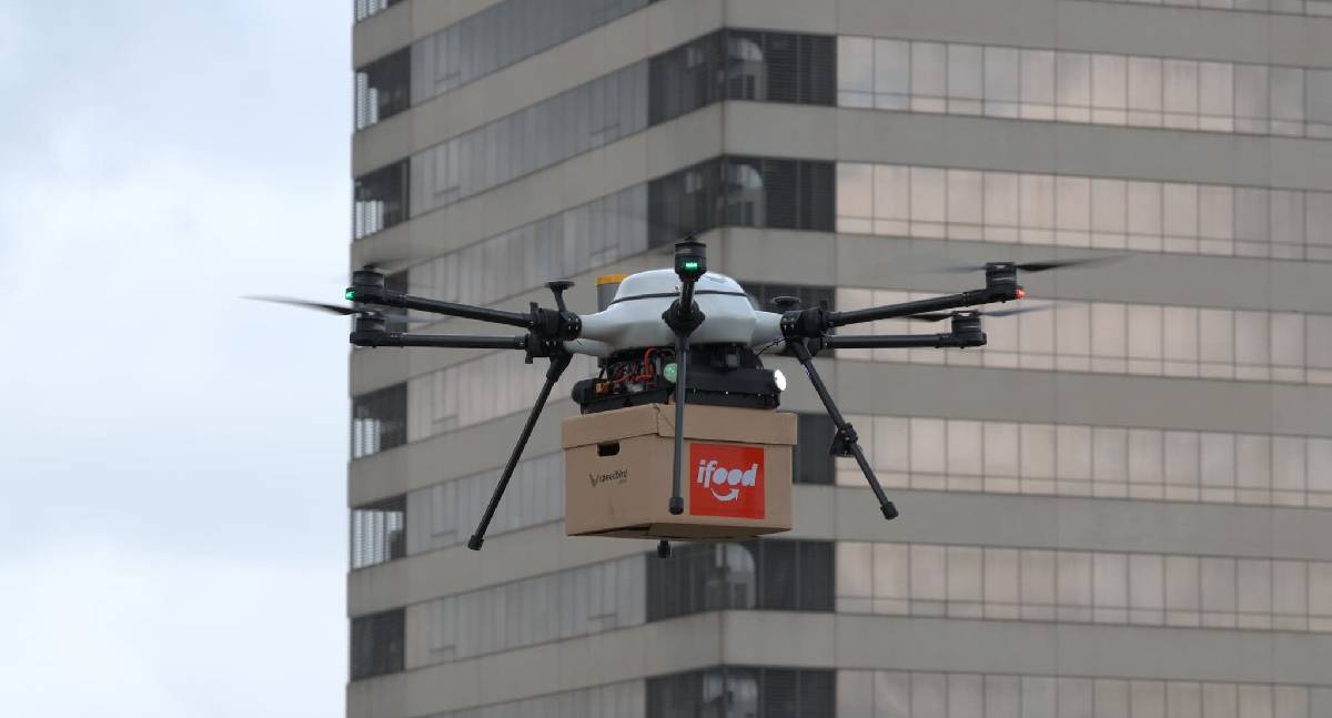 Entregas por drones do iFood começam na Grande São Paulo