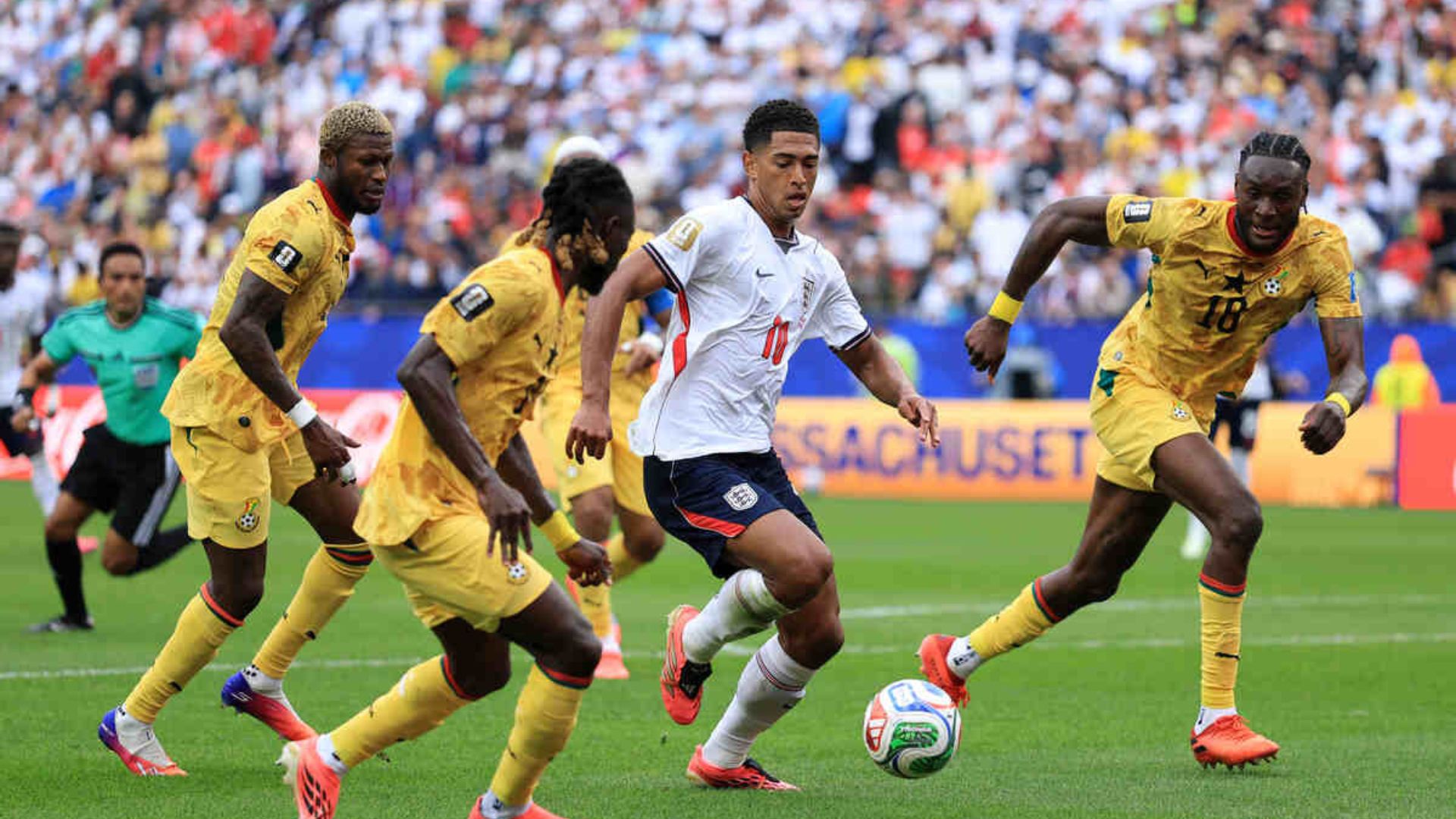 Copa do Mundo: Inglaterra para na defesa de Gana e partida termina sem gols
