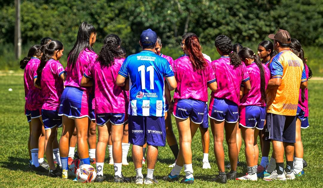 São Raimundo Feminino Sub-17 embarca para sua primeira viagem interestadual