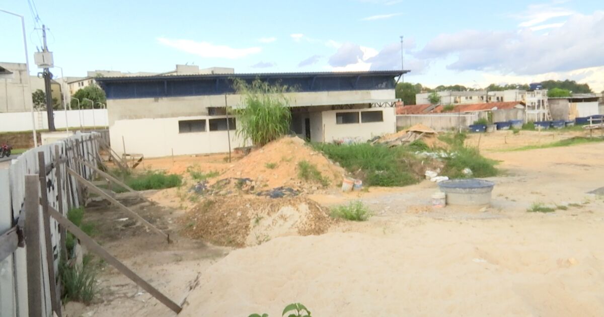 Prefeito diz priorizar saúde, mas Caps de R$ 2,9 milhões está abandonado