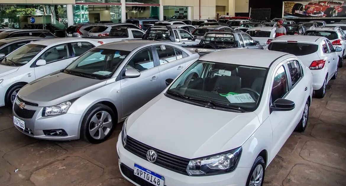 Vendas de veículos crescem 15,3% e superam 2,2 milhões de unidades no país