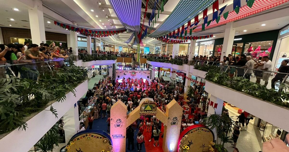 Arraial do Amazonas Shopping reúne boi-bumbá, forró e danças folclóricas em Manaus