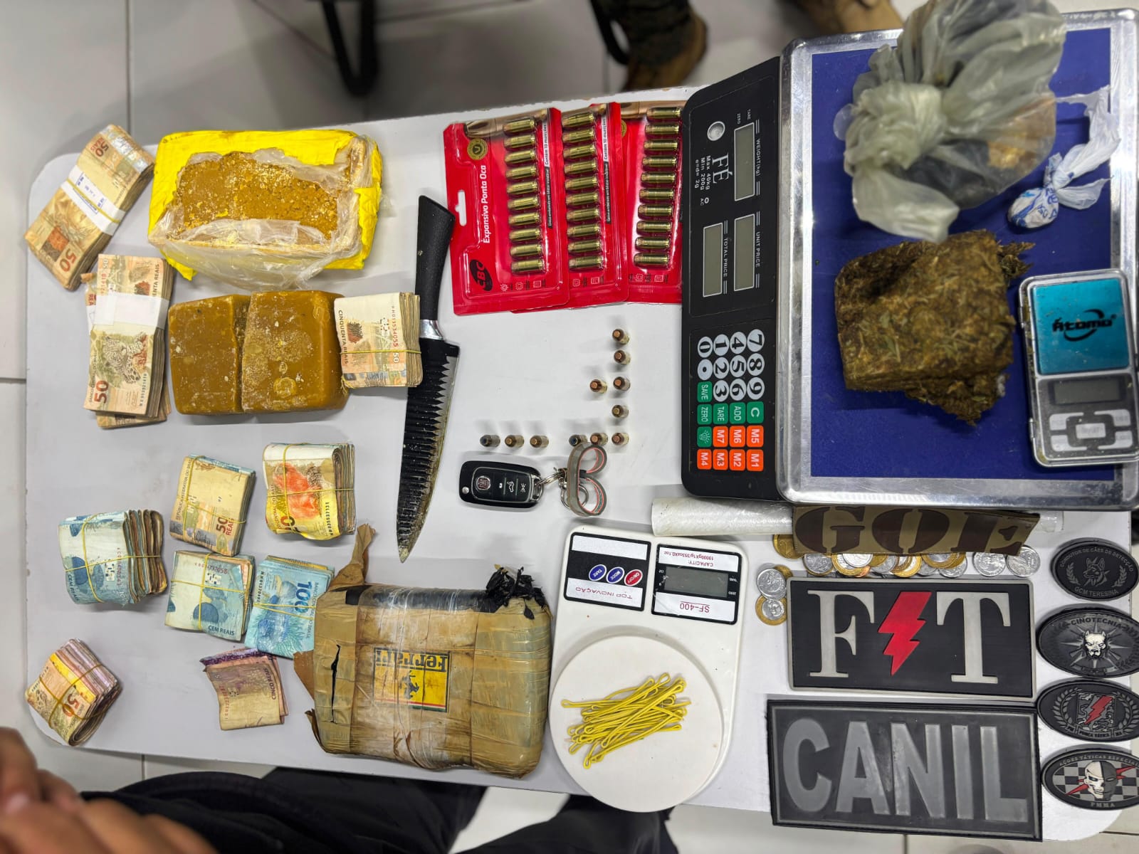 Operação encontra drogas, munições e R$ 58 mil em espécie em Timon