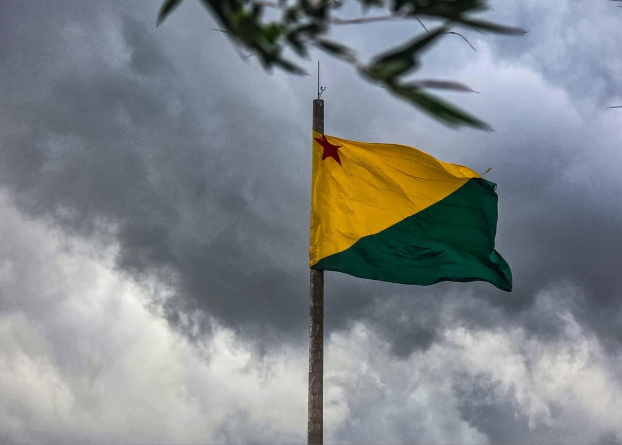 Inmet emite alerta de perigo potencial para chuvas intensas no Acre nesta sexta-feira