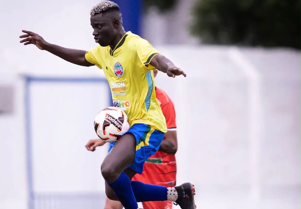 Jogador camaronês sofre ataque xenofóbico em jogo pela Série B do Campeonato Maranhense