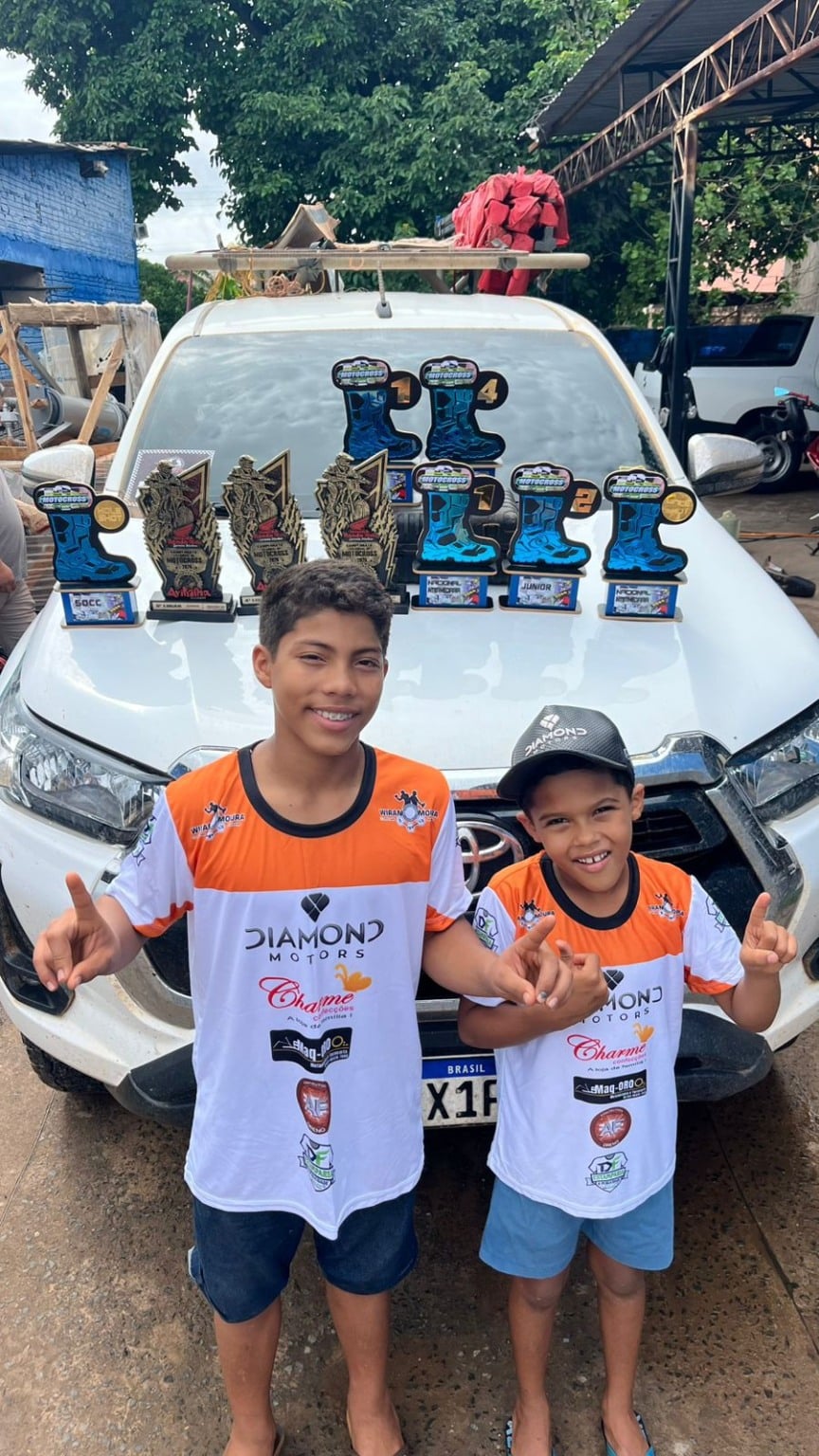 Federação de Motociclismo enaltece Equipe Galvão 54 após conquistas nacionais