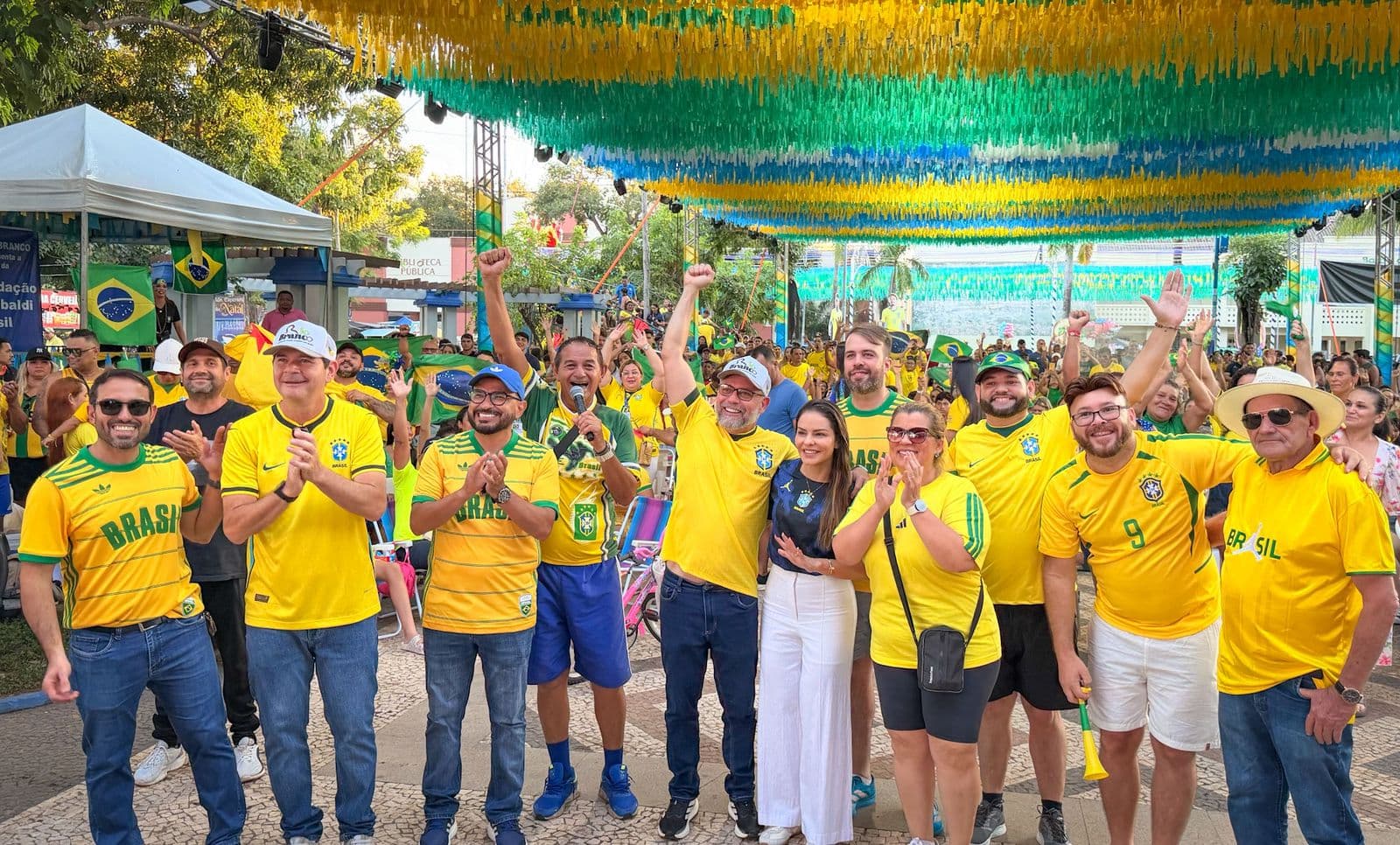 Próxima transmissão do Brasil na Copa terá atrações culturais e banda