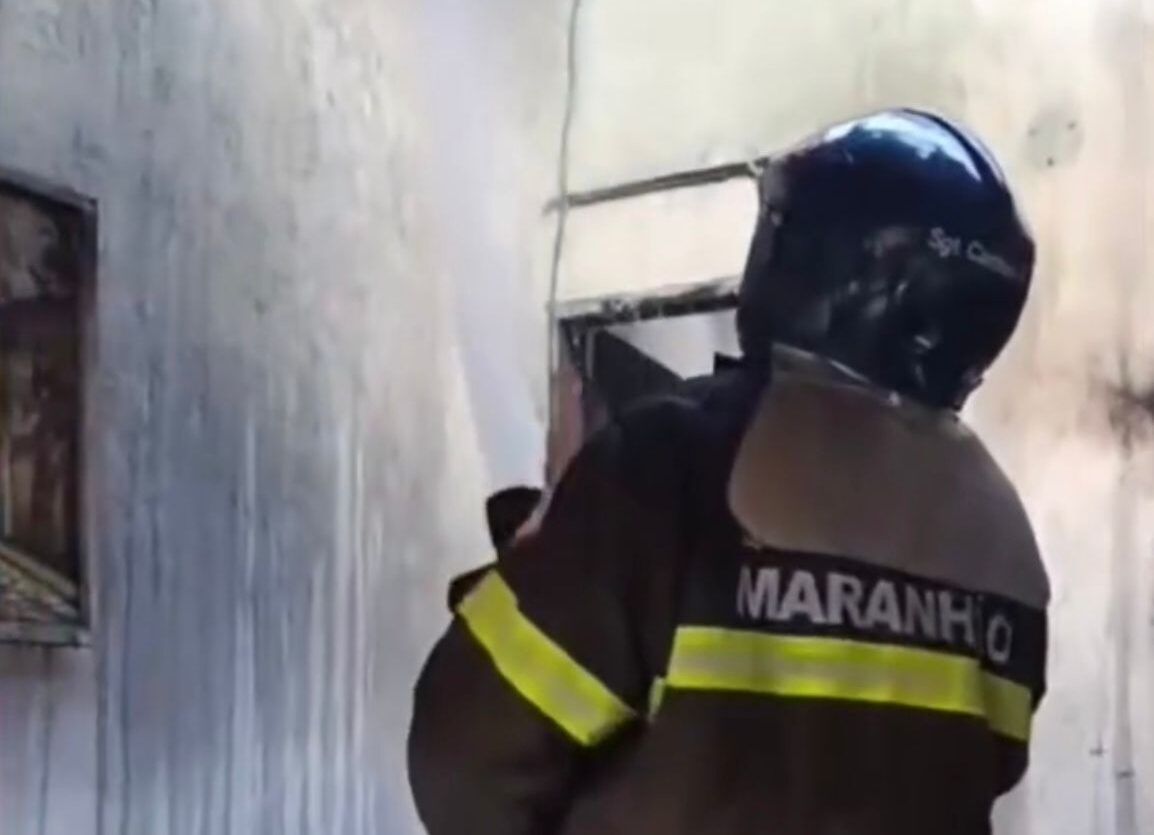 Incêndio atinge residência em Imperatriz; curto-circuito é apontado como possível causa