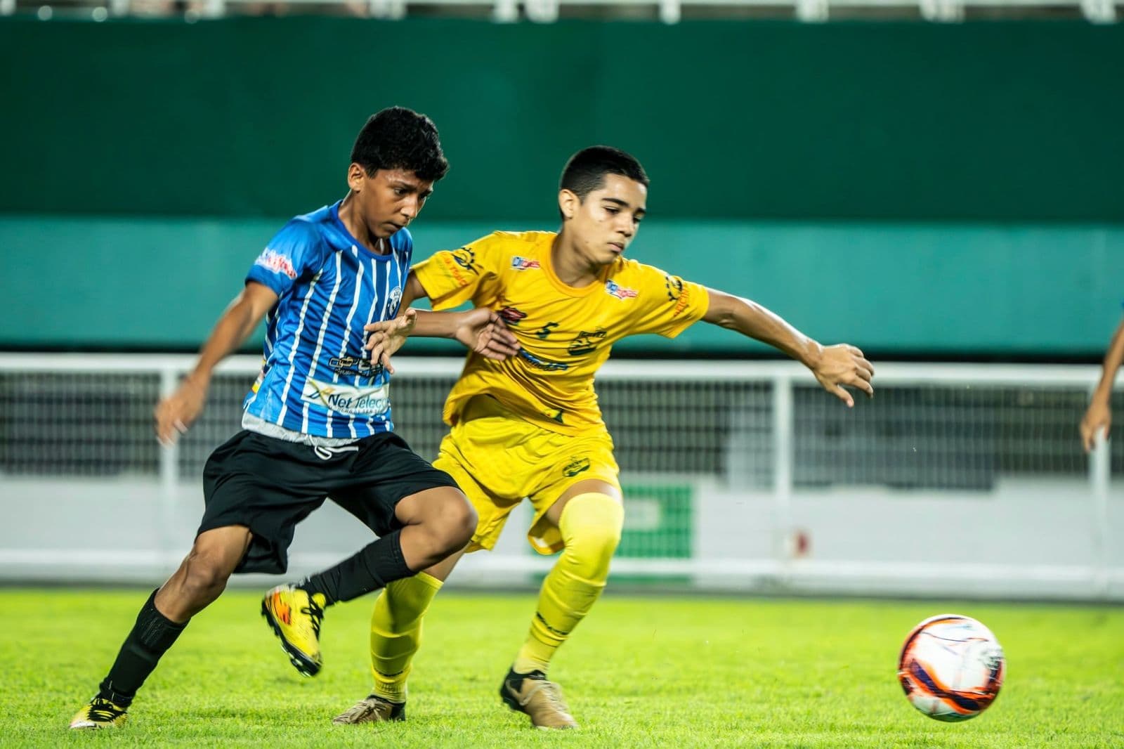 Campeonato Estadual Sub-13 começa com favoritos conquistando vitórias