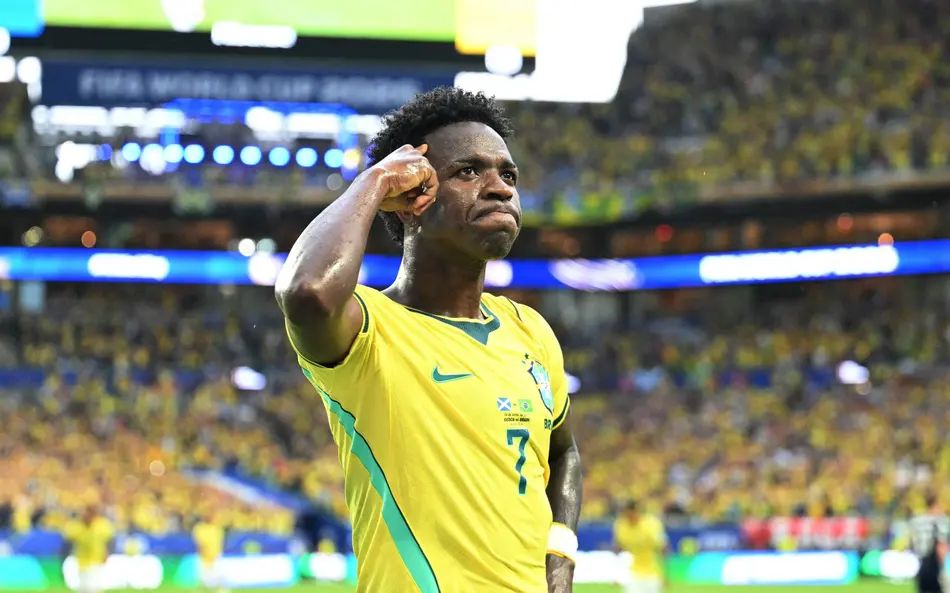 Vini Jr. brilha, Brasil vence Escócia por 3 a 0 e se classifica para o mata-mata da Copa