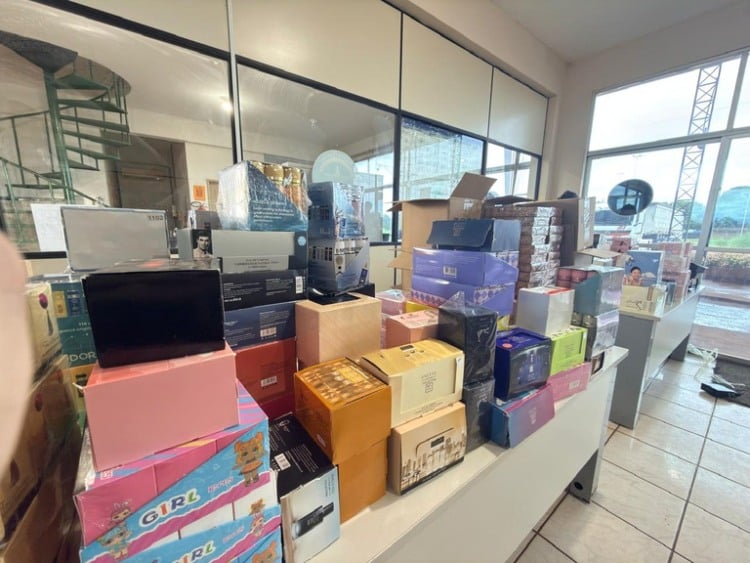 Dois são presos pela PF com mercadorias irregulares vindas da Guiana