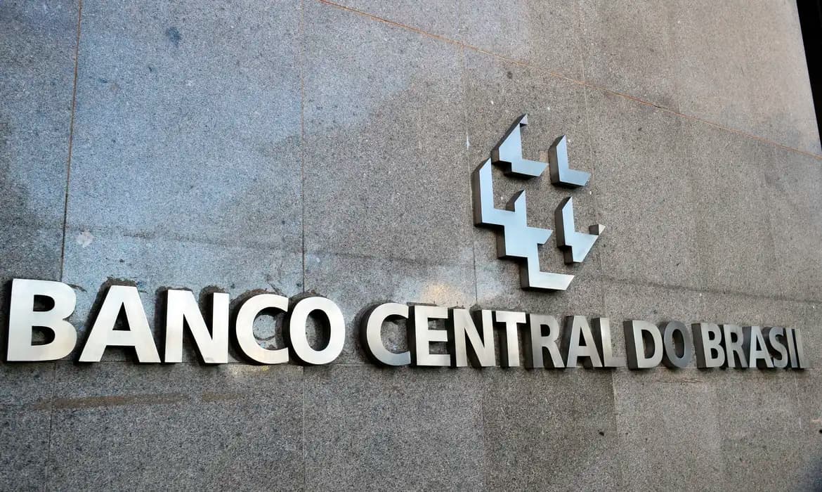 Copom reduz taxa Selic para 14,25% ao ano