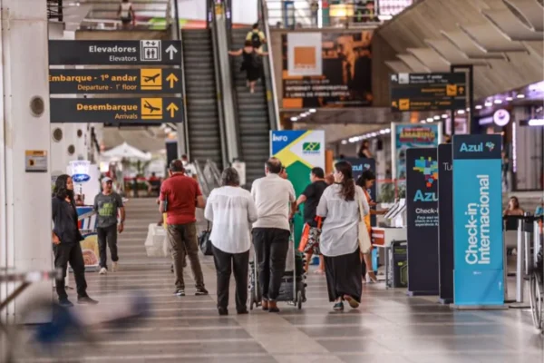 Justiça determina que Pará e União prestem assistência a migrante retida no Aeroporto de Belém