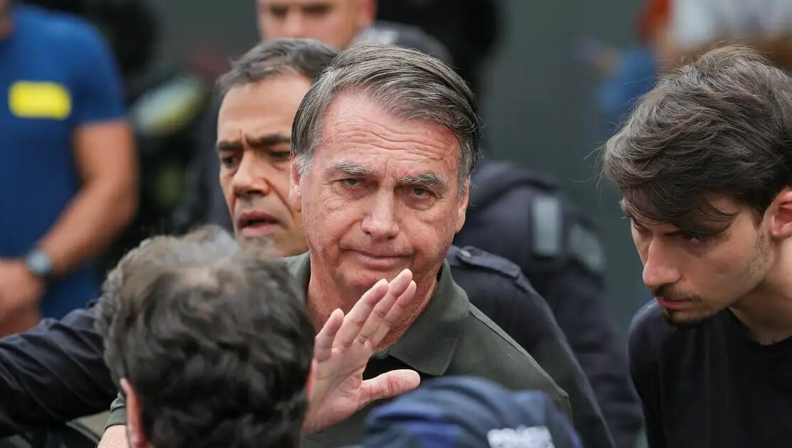 Médicos de Bolsonaro apontam efeitos de medicamentos ao STF