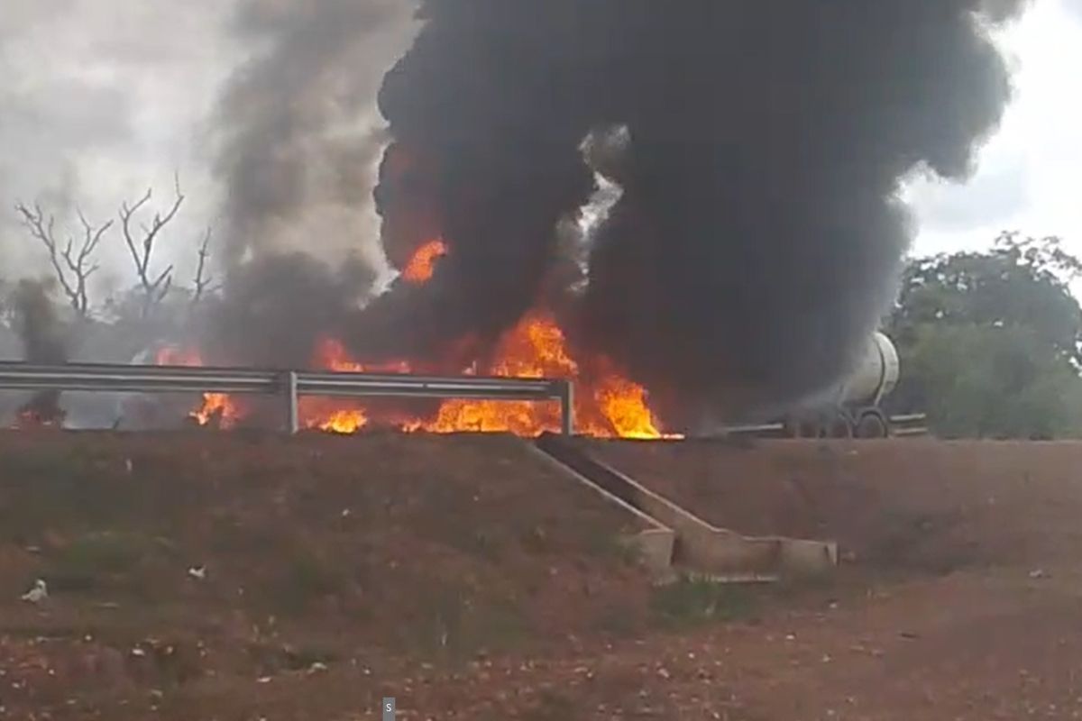 Carreta-tanque explode após acidente e motorista morre em VG…