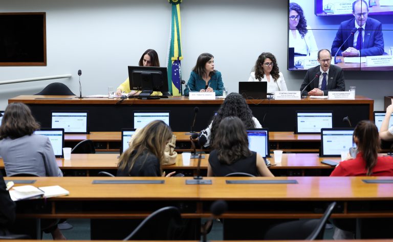 Governo retira urgência do fim da escala 6×1 e destrava pauta da Câmara