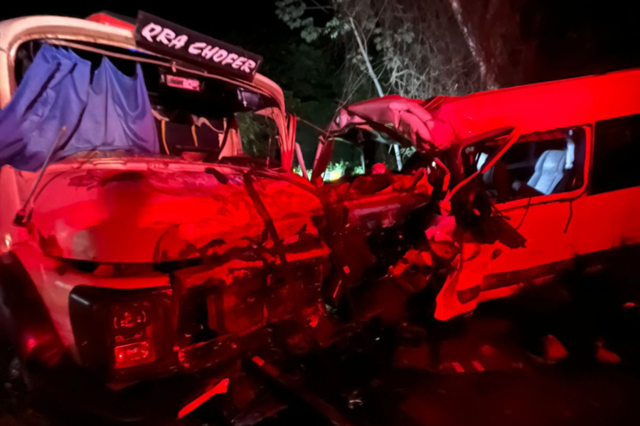 Colisão entre caminhão e van deixa seis mortos e vários feridos na BR-010, em São Miguel do Guamá