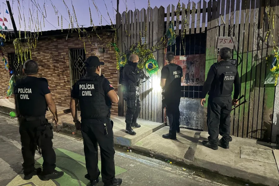 Operação da Polícia Civil prende três pessoas por tráfico e extorsão em Ananindeua