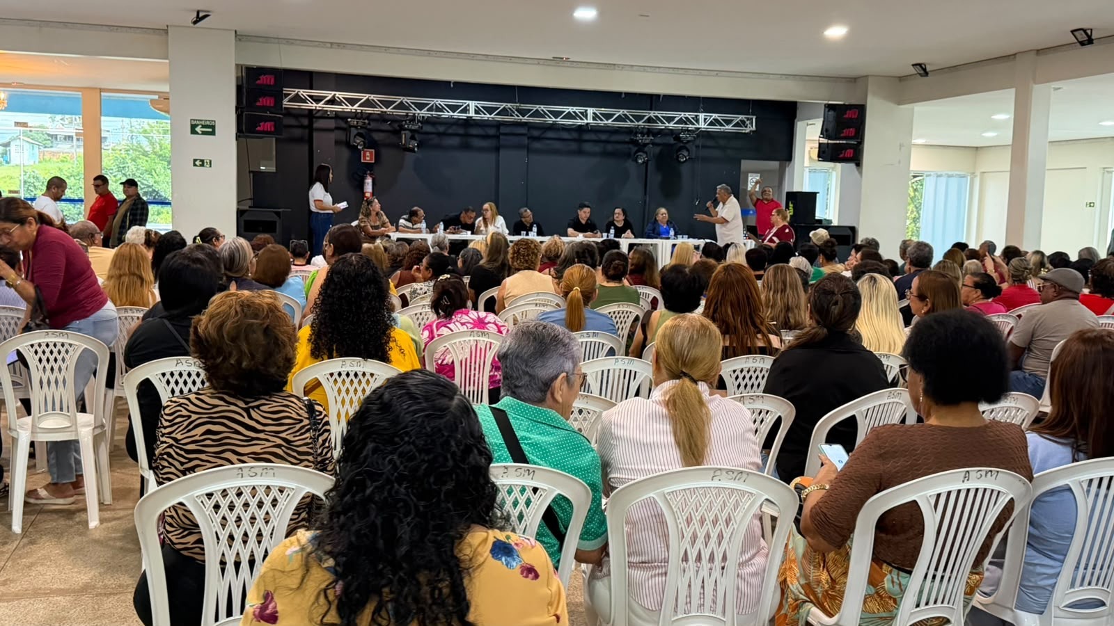Prefeitura de Macapá garante antecipação do 13ºe  regularização de pagamentos em reunião com aposentados e pensionistas – Diário do Amapá