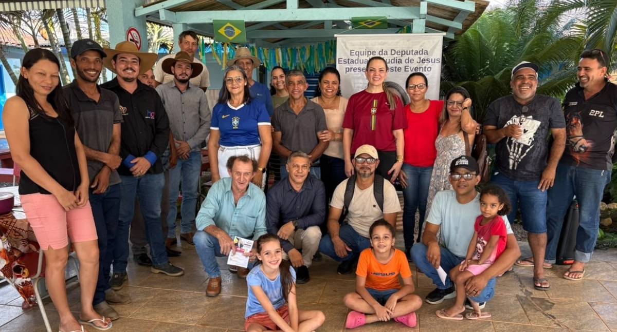 Deputada Cláudia de Jesus fiscaliza obras de poço artesiano de R$ 50 mil na Escola Cândido Portinari
