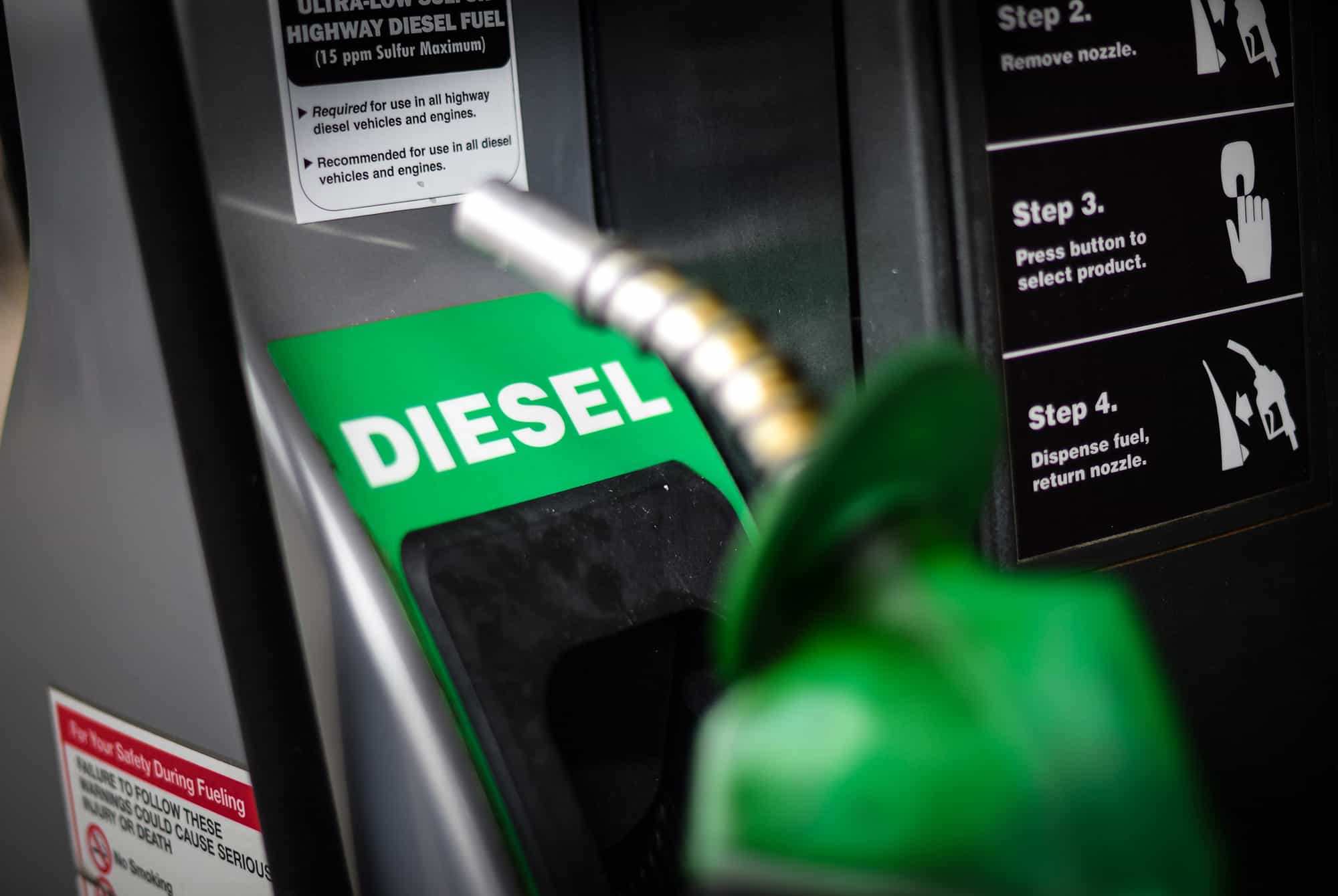 Diesel tem queda de preço nas distribuidoras a partir desta segunda
