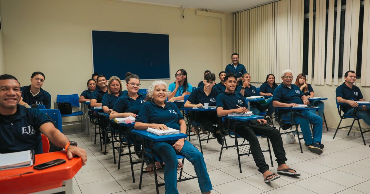 Sesc Amazonas abre 80 vagas gratuitas para EJA em Manaus