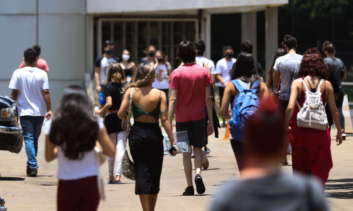Enem 2026 amplia atendimento especializado para candidatos com transtornos mentais e fibromialgia