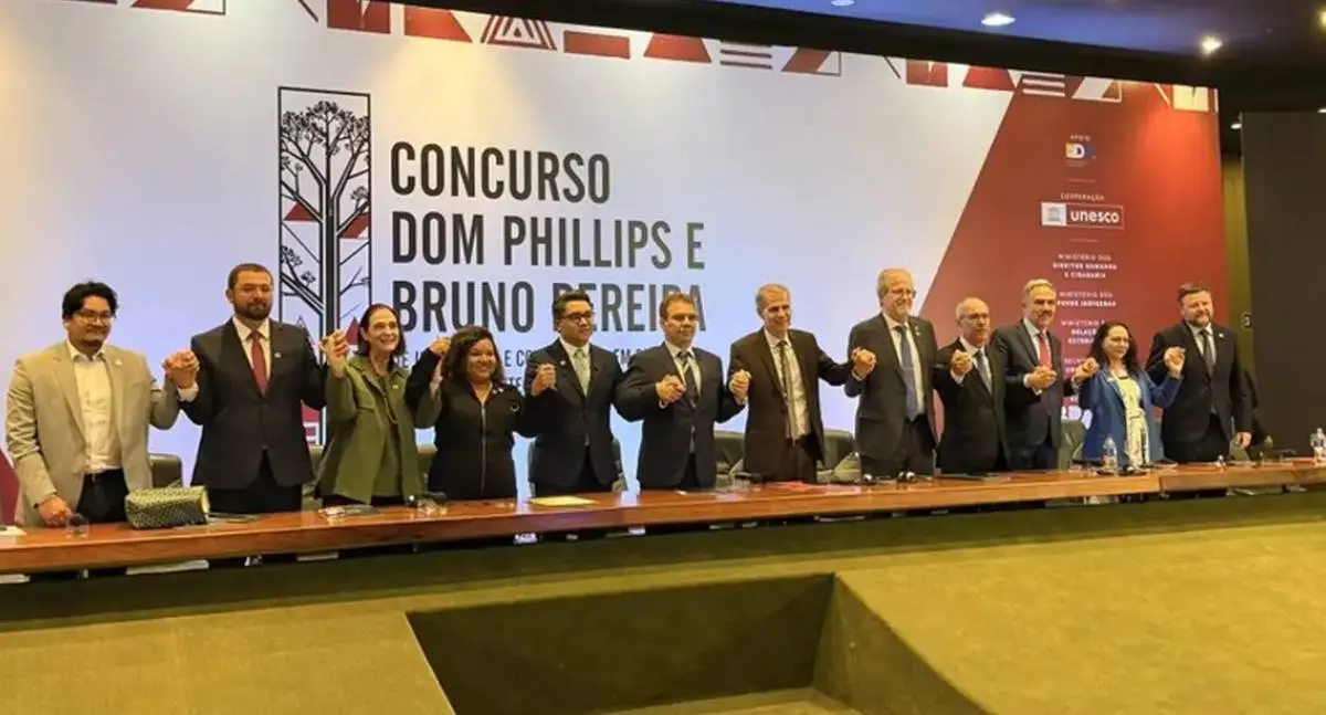 Governo brasileiro pede desculpas por ataques a Dom Phillips e Bruno Pereira