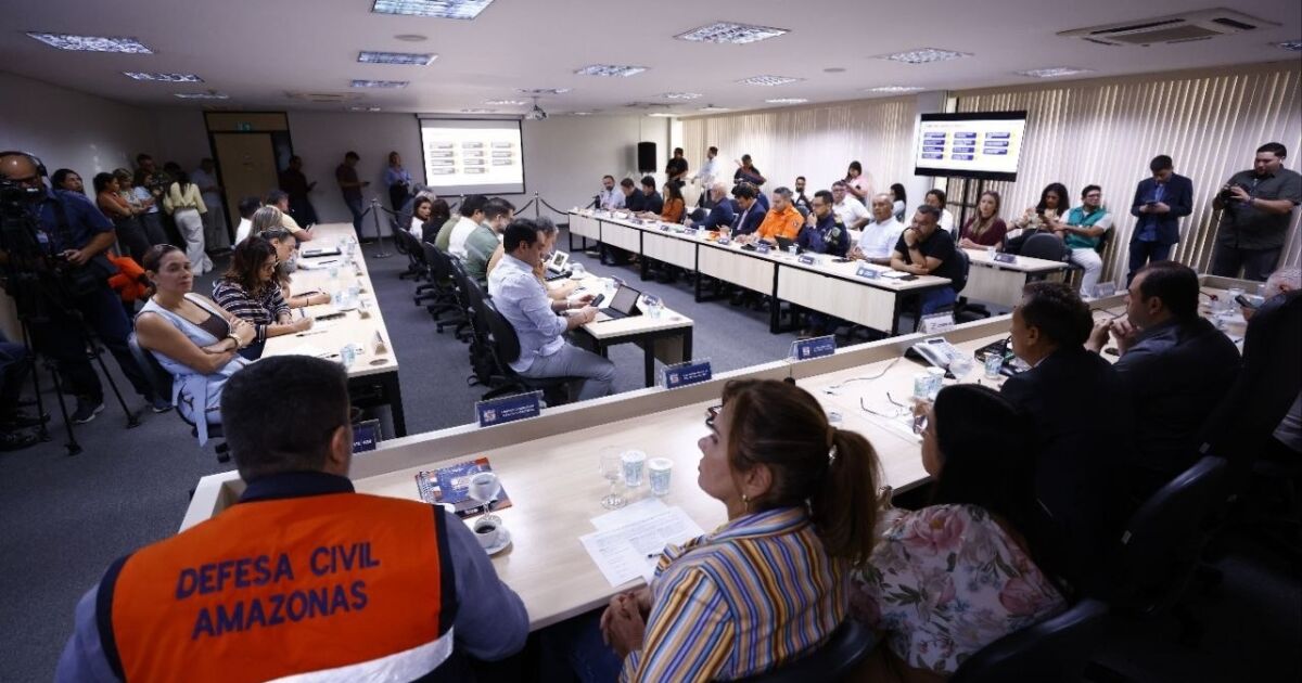Governo do AM intensifica ações para a estiagem e abre alerta sobre o El Niño