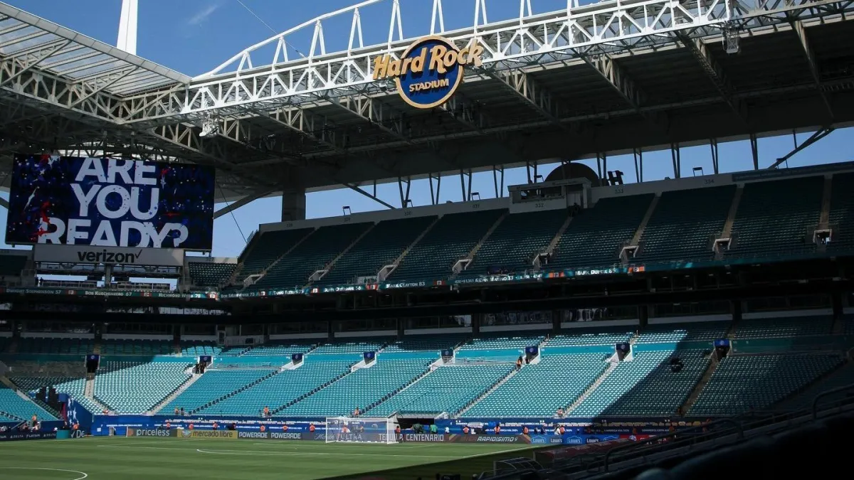 Copa do Mundo 2026: confira os jogos que encerram a programação desta segunda-feira (15)