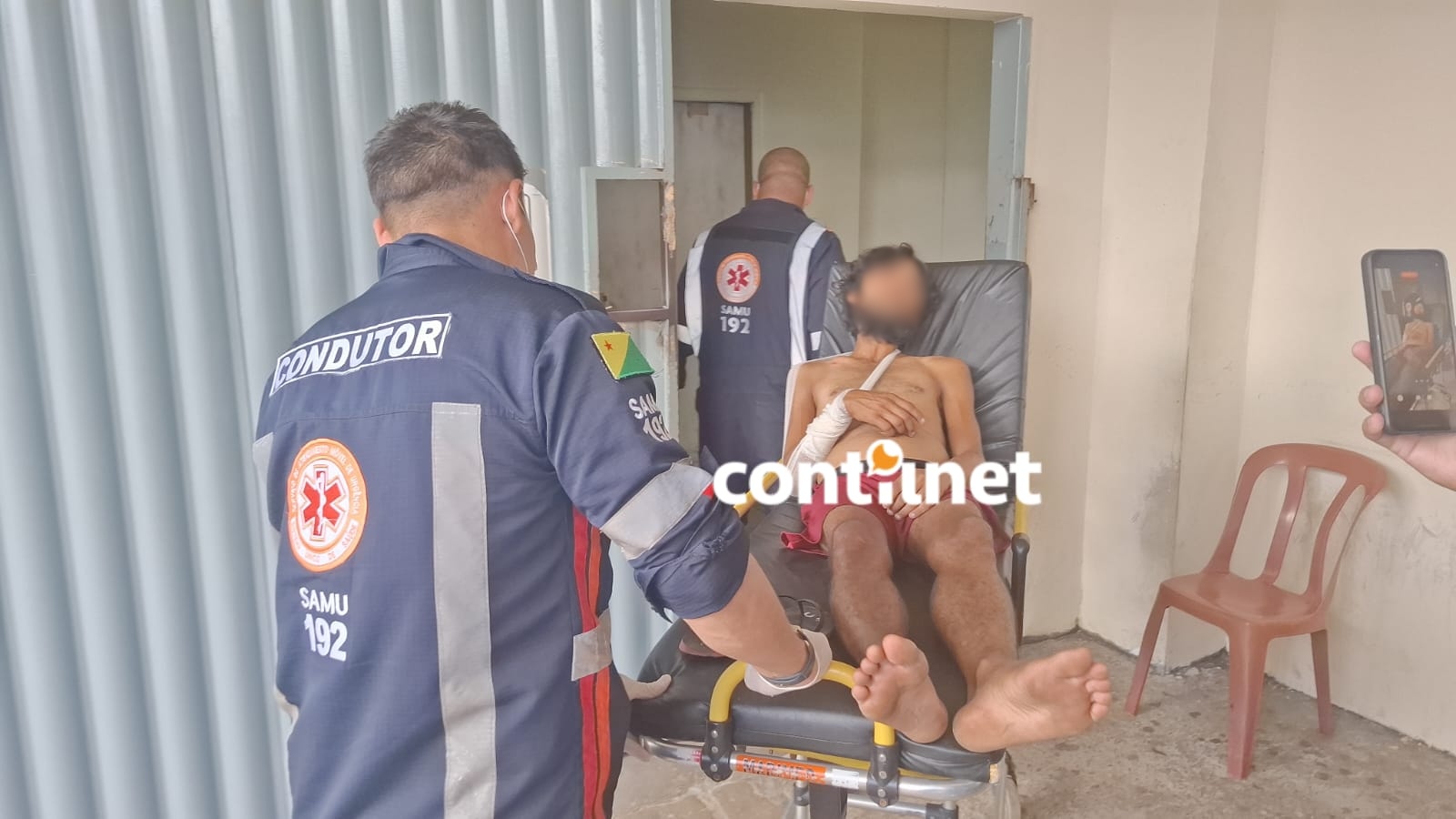Homem é agredido com barra ferro