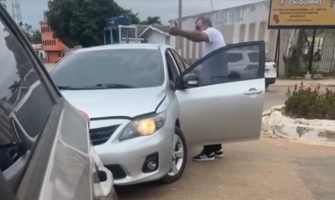 Nova versão surge sobre caso do homem levado sobre capô