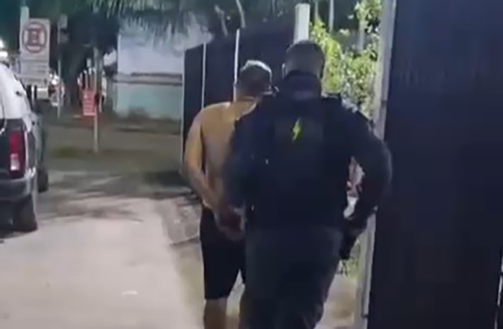 Durante incursões pelo Macapaba, suspeito de tráfico de drogas é preso e apresentado na delegacia – Diário do Amapá